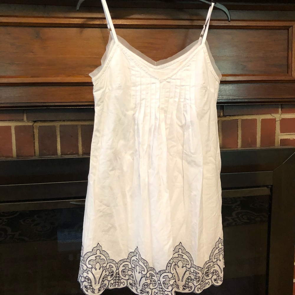 Minuet white with navy cutout at bottom dress!